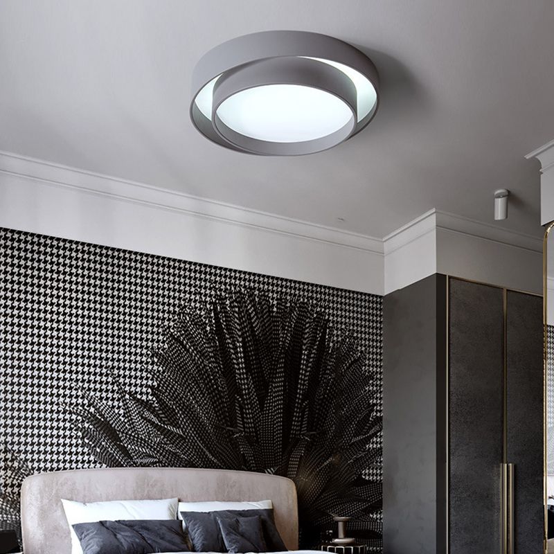 Luminaire de plafond en fer à montage encastré à LED circulaire concis et moderne avec abat-jour en acrylique