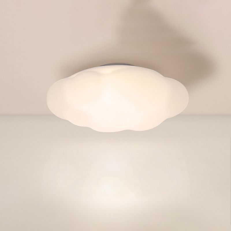 Acrylic LED Flush Mount in Modern Simplicity Cloud Shape Ceiling Light in White