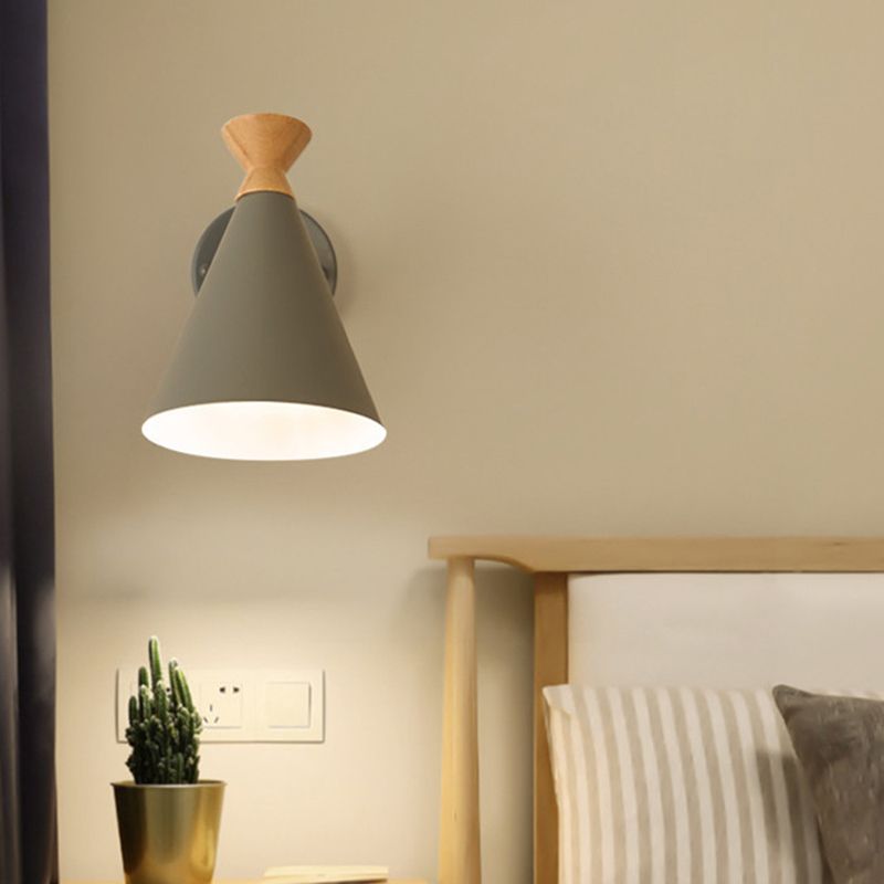 Modernism Wood Wall Light Polish Finish Sconces Lighting for Living Room