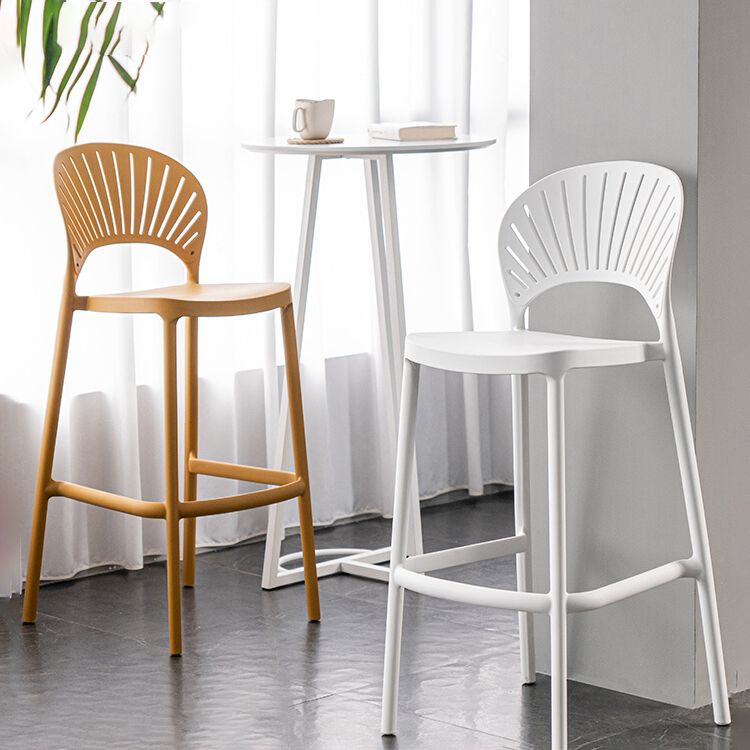 Backrest Armless Counter Stool Industrial Plastic Bar Stool with 4 Legs
