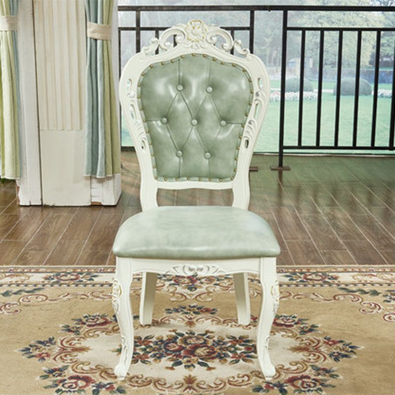 Silla victoriana de madera de caucho con respaldo King Louis, silla de comedor de cuero con acabado mate (juego de 2)