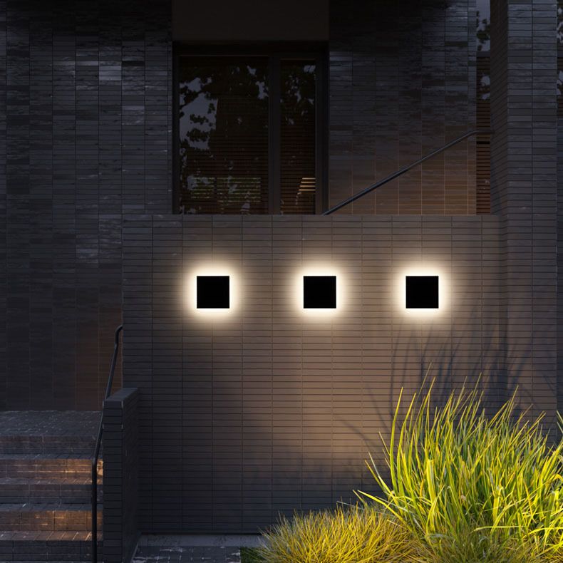 6" Height Simplicity Metal Wall Light Modern Style Geometric Patio Aisle Sconce Light in Frosted Black