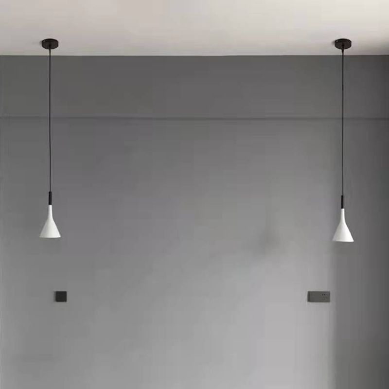 MODERNO MODERNO CONE OMAGGIO CON IMPEGNO METALE 1 LAMPAGGIO DI APPROGGIAMENTO PER LA LAMPO DI SOLO