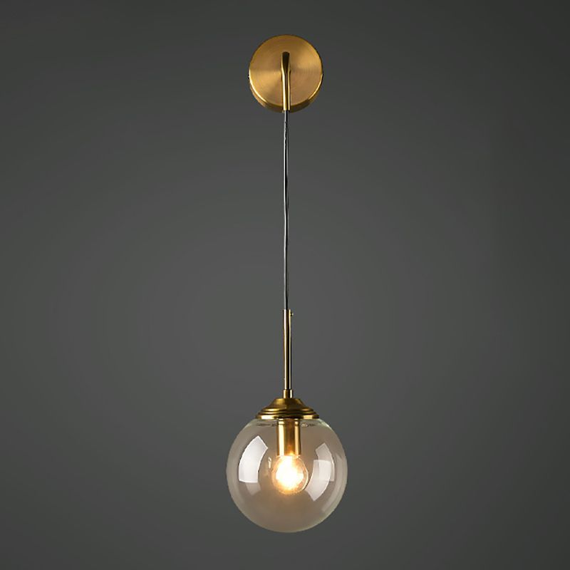 Runde Wandleuchte minimalistische Leuchtenleuchte mit Glasschatten