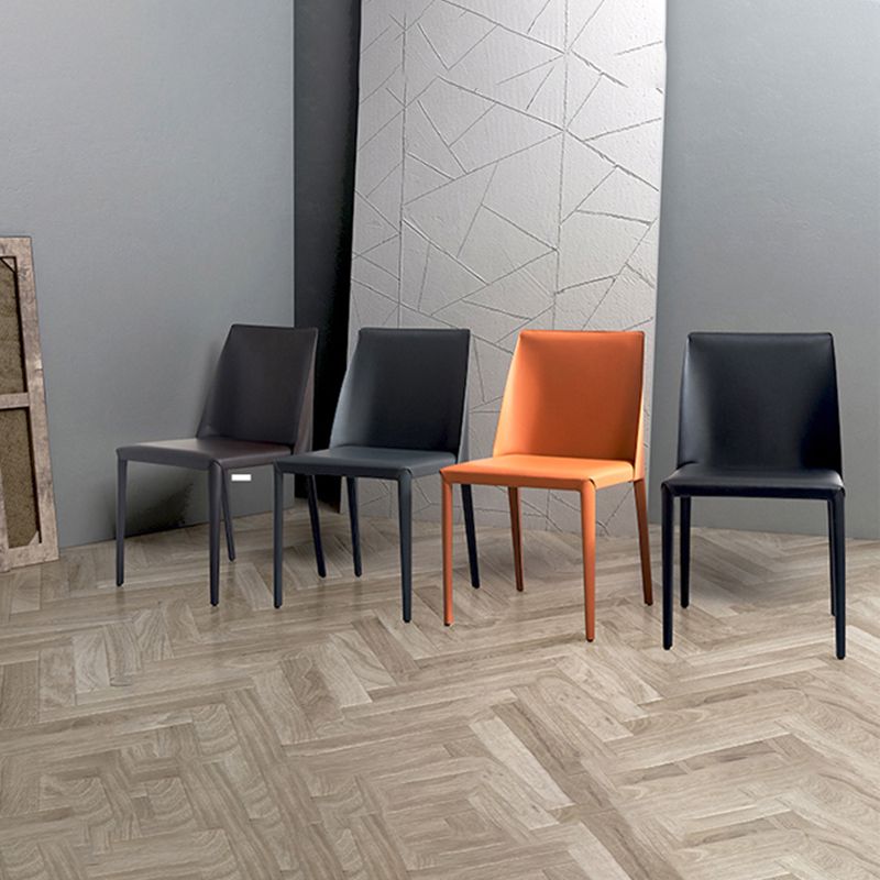 Silla auxiliar Parsons de cuero estilo diseñador con acabado mate (juego de 2)