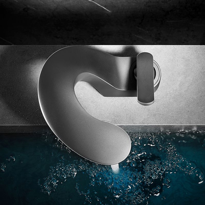 Modern Style Faucet Bathroom Lever Handle Brass Washroom Faucet