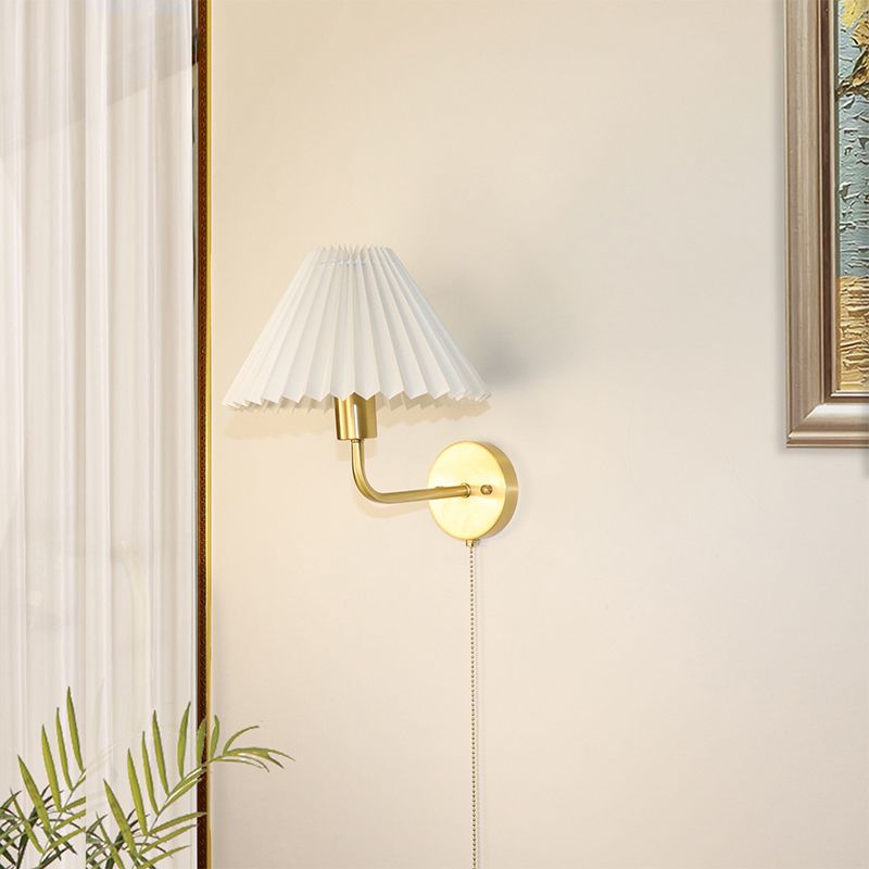 White Fabric Shaded Lighting Contemporary Golden Wall Light for Room