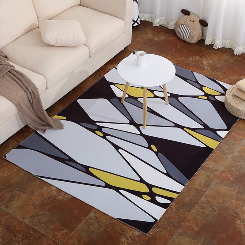 Modern Geometric Pattern Rug Multi Color Polypropylene Indoor Rug Non-Slip Machine Washable Rug for Decoration