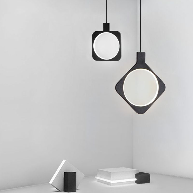 Lámpara colgante de LED de forma geométrica negra Lámpara de colgación de metal minimalista moderna para sala de estar