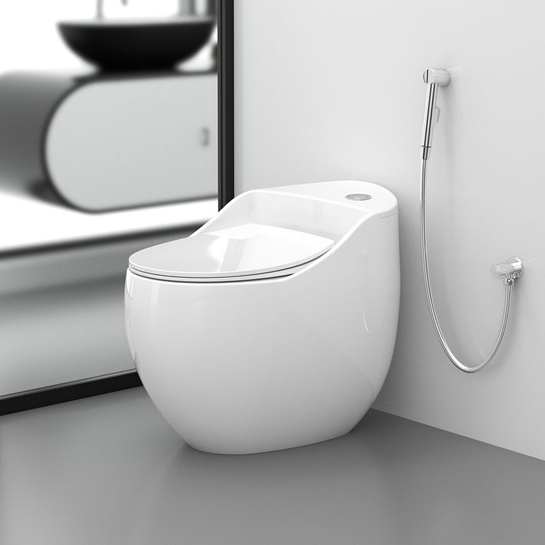 Round-Front Flush Toilet Ceramic Modern One-Piece Toilet with Slow Close Seat