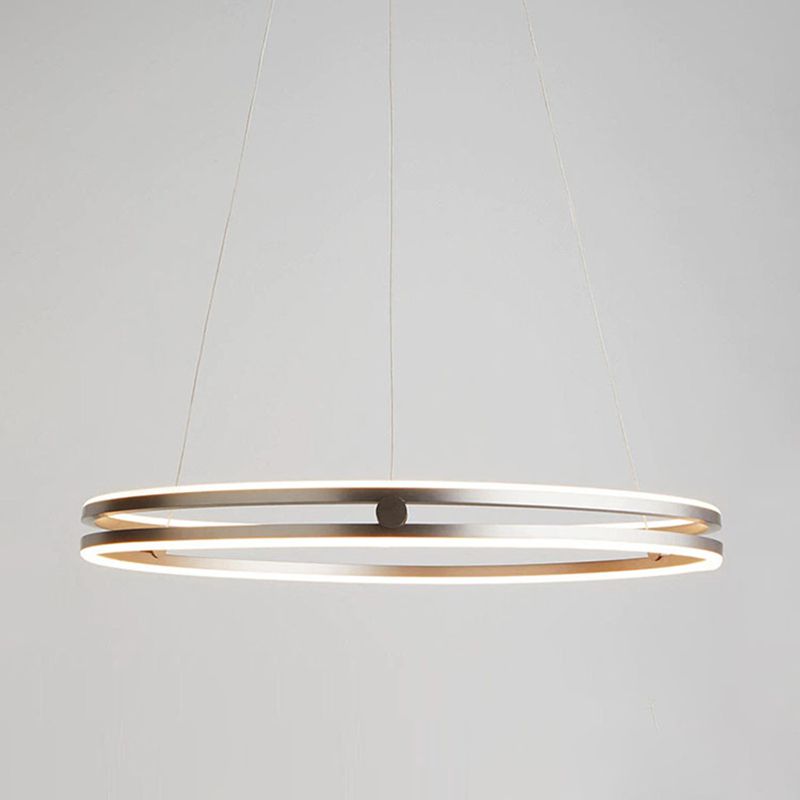 Luce a ciondolo circolare oro Postmoderno lampadario in metallo a LED per sala da pranzo