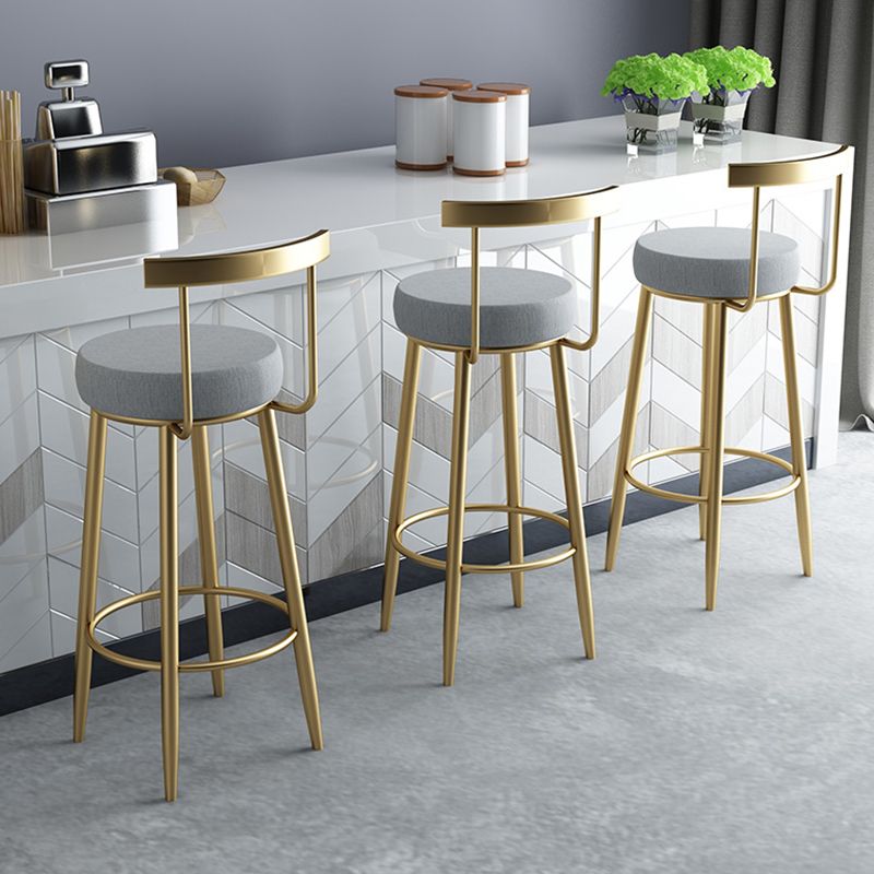 Metal Low Back Bar Stools Round Armless Dining Stools with Footrest