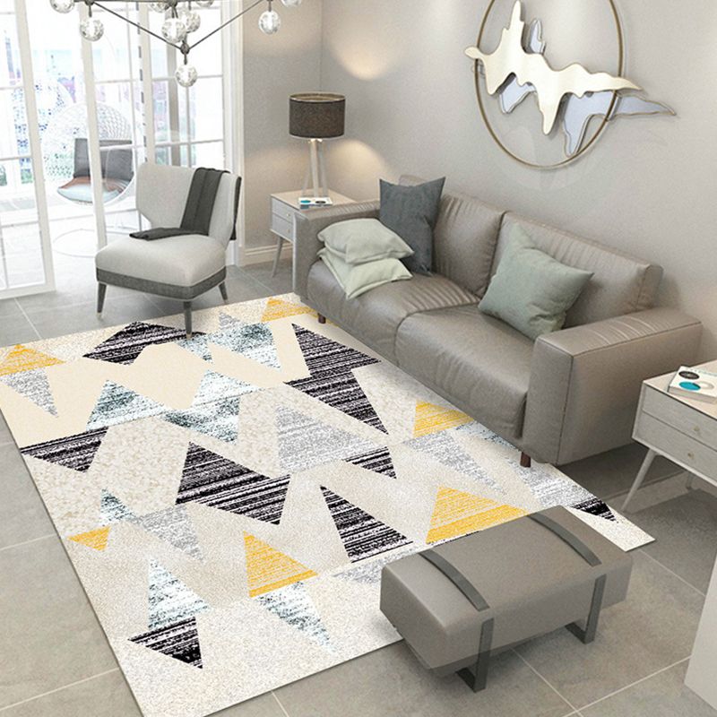 Contemporary House Interior Rug Pastel Triangles Patterned Carpet Polyester Machine Washable Rug