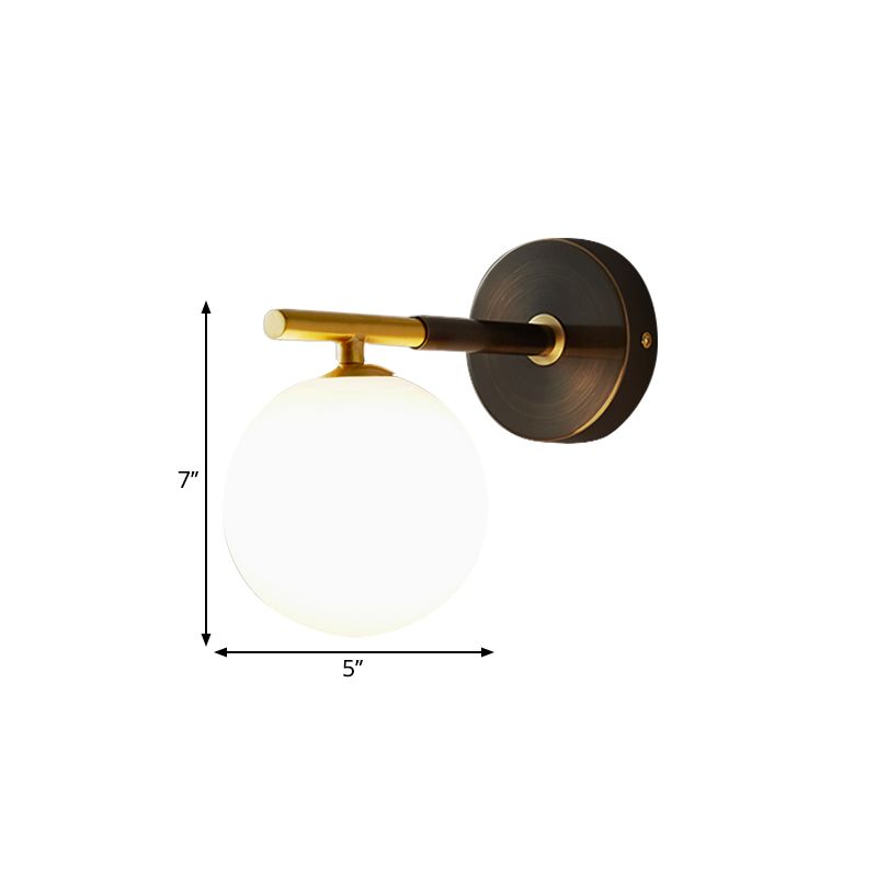 Brass Global LED Murce Light Light Mid Century 1/2 Bulbes White Glass Wall Lighting Fixture