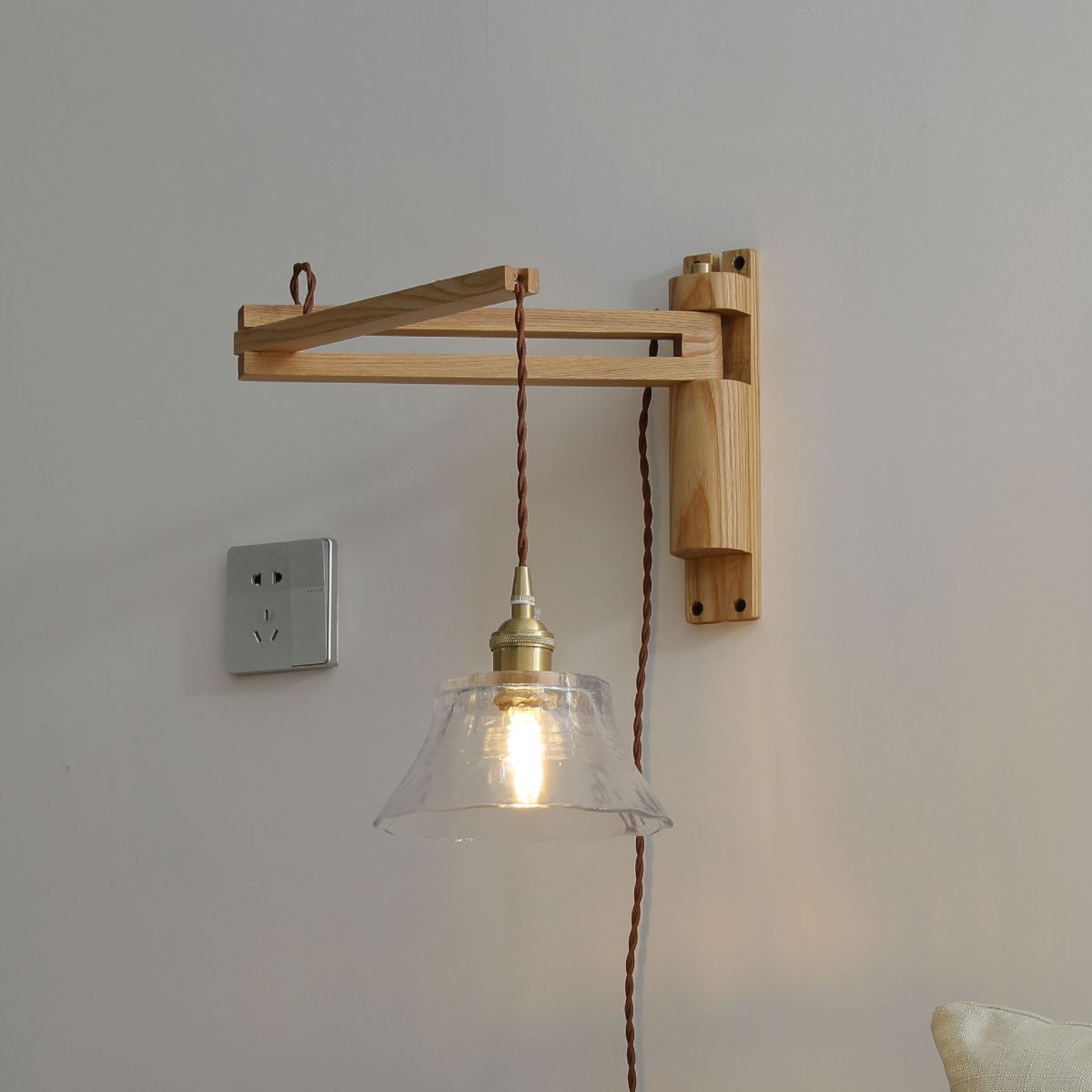 Moderner Stil ausgestatteter Wandmontaglampe Holz 1 Leichte Wandbeleuchtung für Schlafzimmer Wohnzimmer