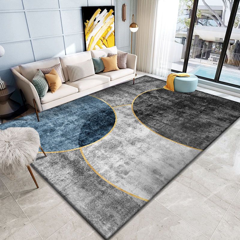 Black Modern Rug Polyester Graphic Rug Stain Resistant Rug for Home Decoration