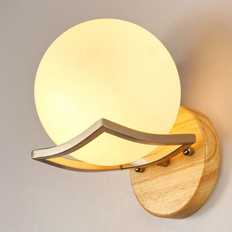 Legno in legno massiccio Lampada montati a parete a parete a 1 illuminazione a 1 illuminazione sumiera con tonalità di vetro bianco