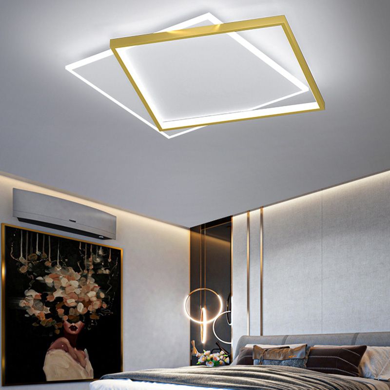 Minimalist Square Flush Mount Light Fixture Metaal LED slaapkamer dicht bij plafond lamp in goud