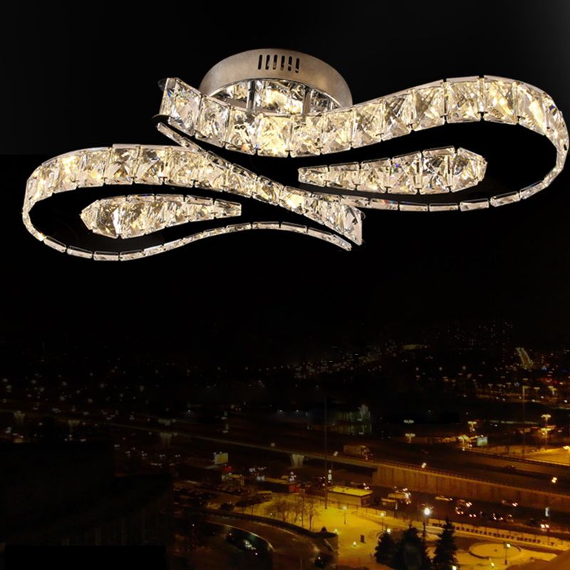 Plafonnier encastré en forme de larme de cristal, lumière LED encastrée moderne chromée pour le salon