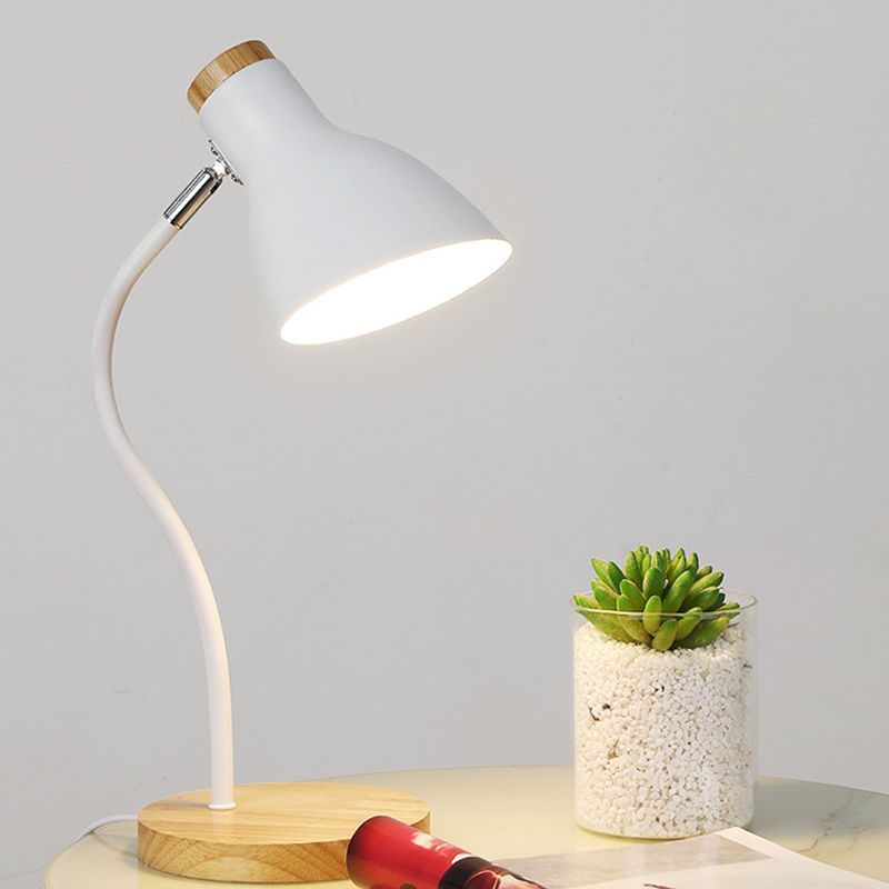 Various Colors Metal Table Lamp Contemporary Table Lamps for Study Room