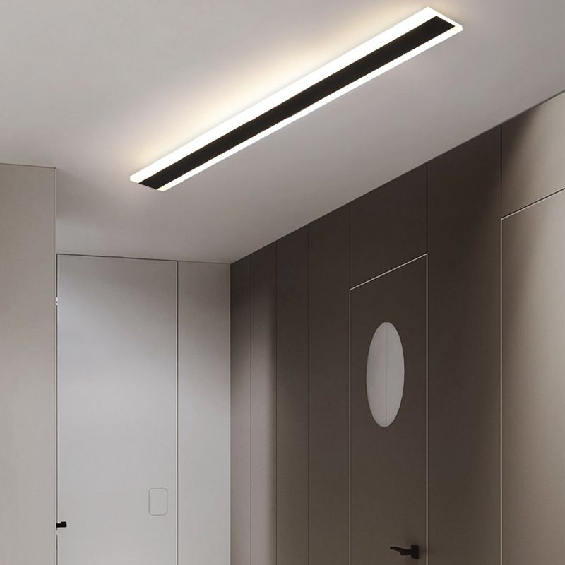Linear Shape Metal Wall Lighting Modern Style 1 Light Wall Mounted Light Fixture in Black