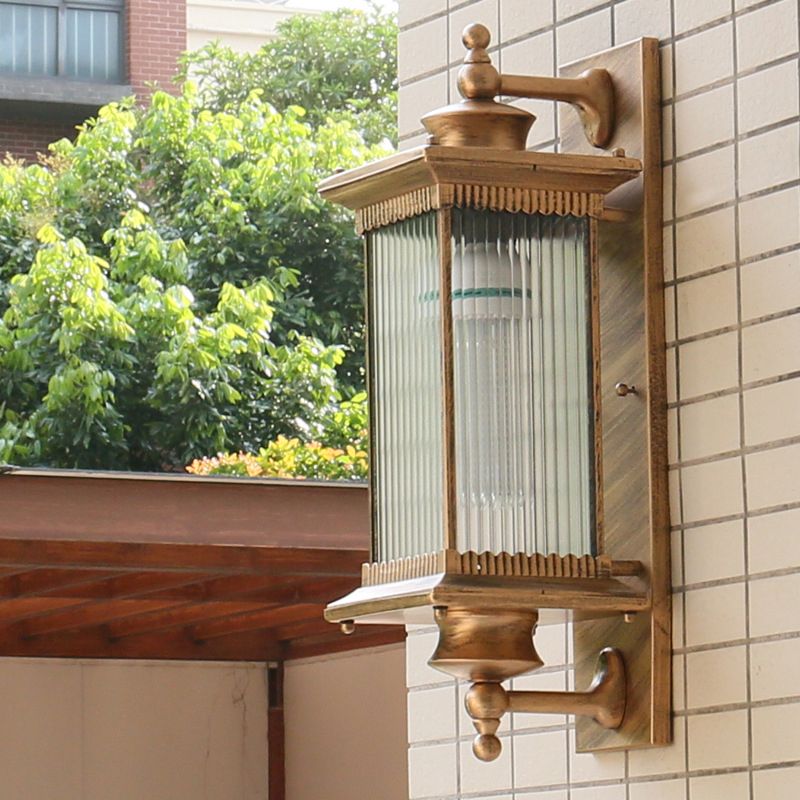 Single-Bulb Wall Mount Light Retro Rectangular Ribbed Glass Wall Lighting for Outdoor