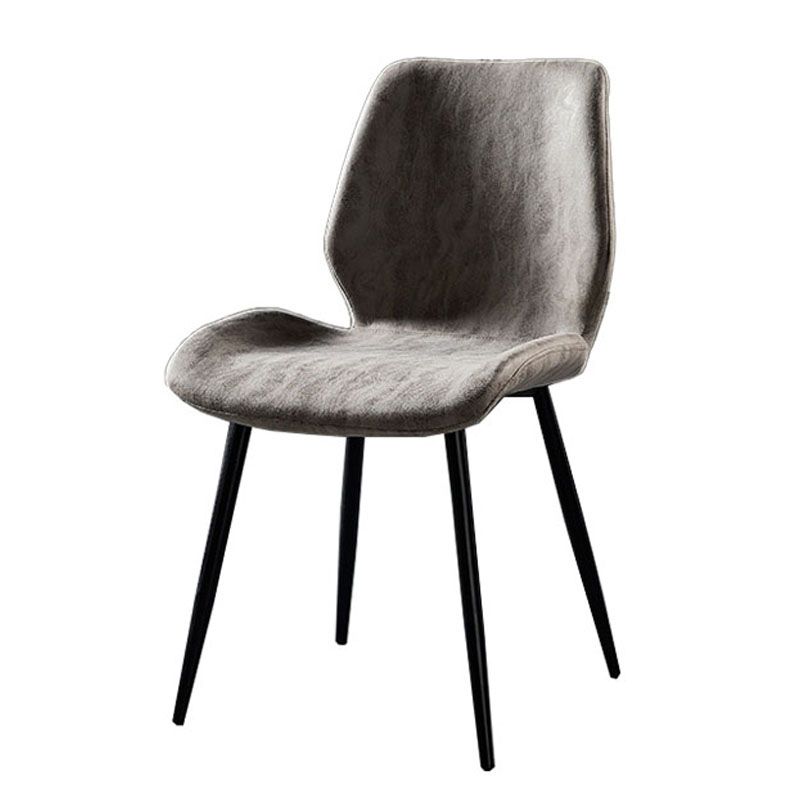Chaise de salle à manger de style moderne chaise latéral sans bras avec des jambes en métal pour la cuisine