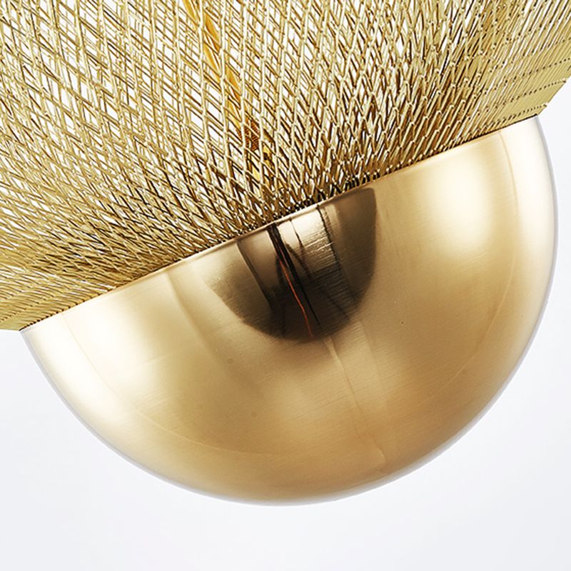 3-stufige minimalistische Käfighängung hängend, goldene Metallhängelampe für das Restaurant