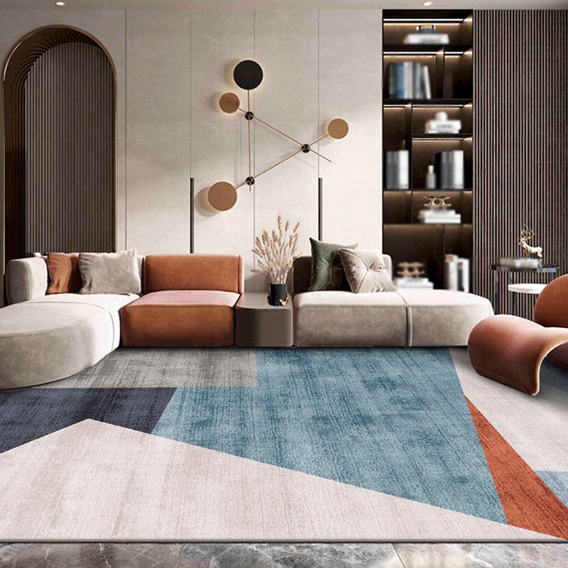 Brown Modern Rug Polyester Triangle Area Rug Stain Resistant Rug for Home Decor