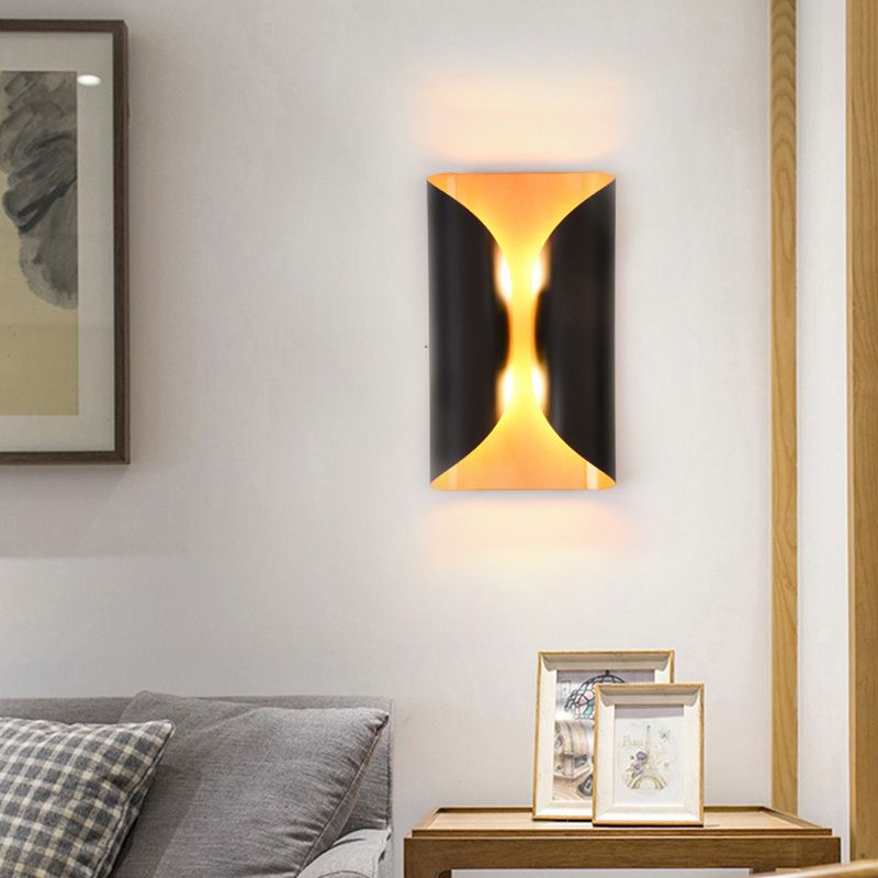 Lampada a parete in metallo curvo a parete contemporanea in stile oro-nere dell'illuminazione da parete