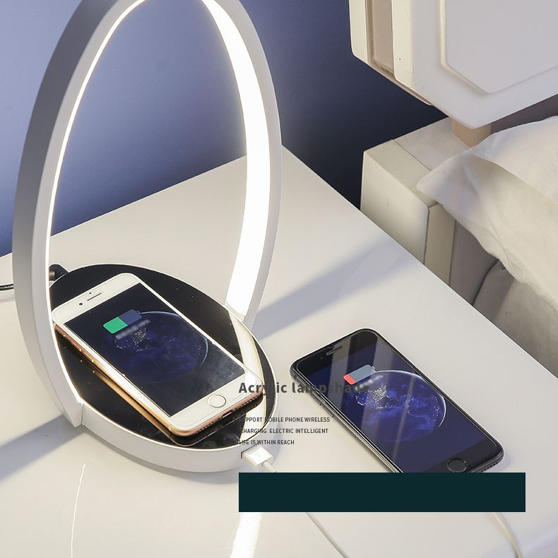 Chargeur sans fil en forme d'oeuf lampe à LEM nordique Métal Métal Lumière de nuit en blanc