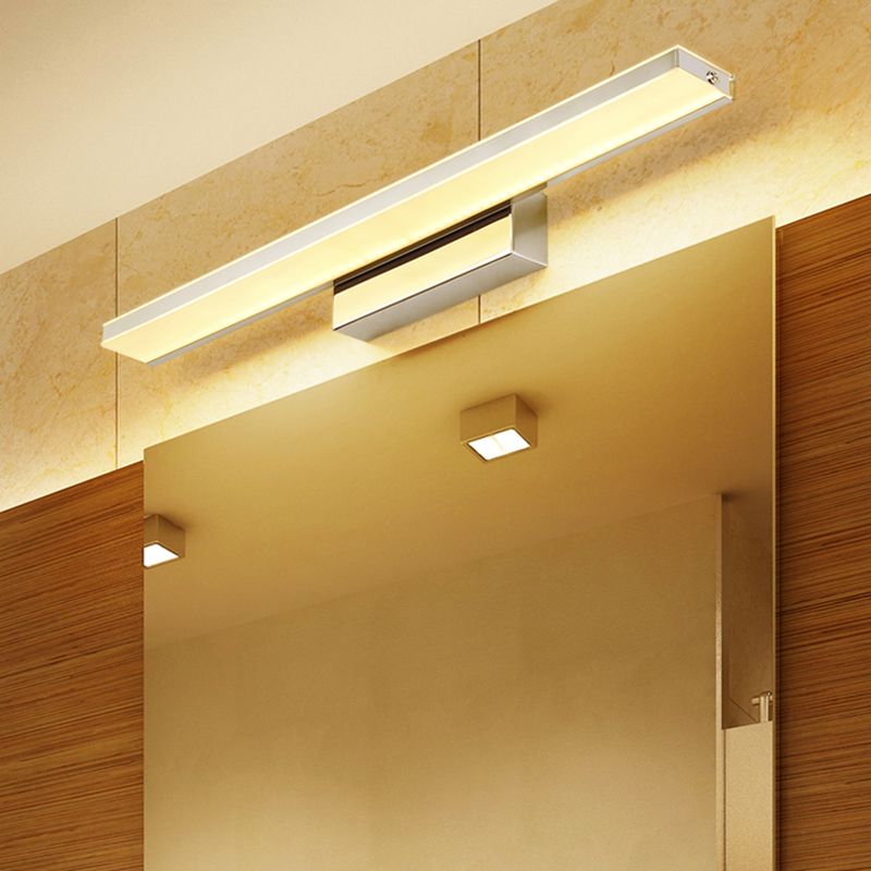 Metal 1-Light Linear Shade Wall Sconce Modern Style Mirror Wall Lighting in Silver