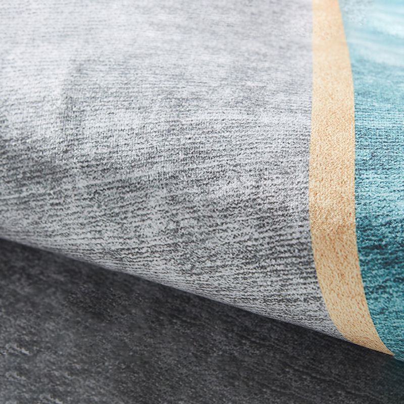 Grey Tone Triangle Print Rug Polyester Nordic Carpet Non-Slip Backing Indoor Rug for Home Decoration