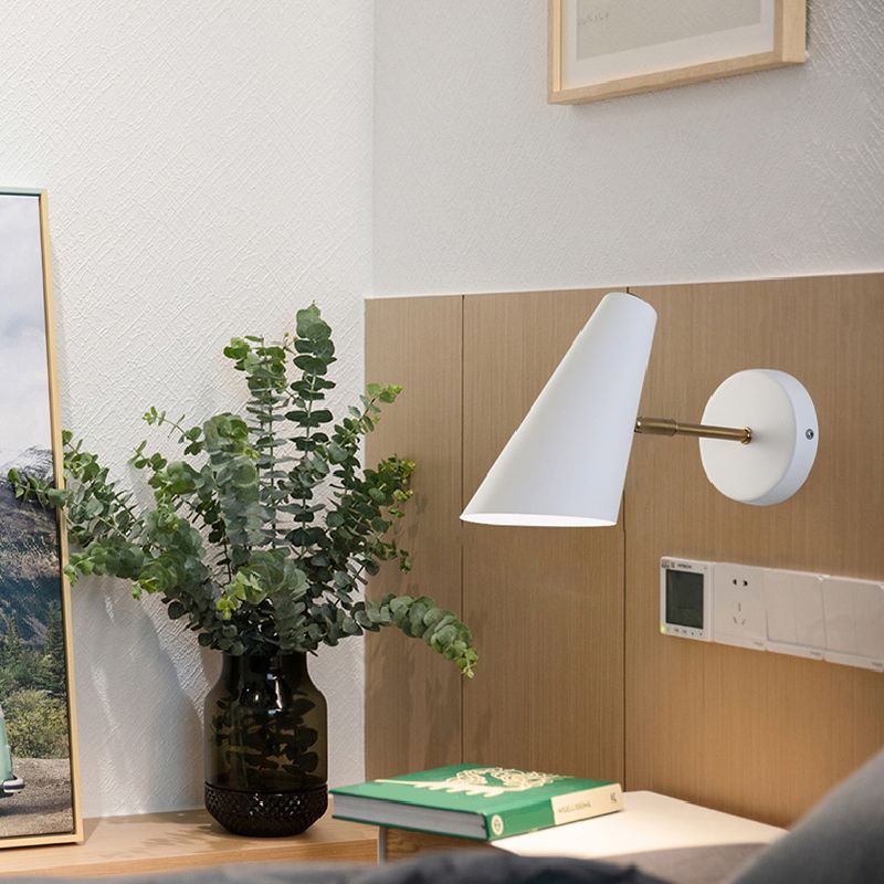 Cone Simplicity Metal 1 Light Wall Light Fixture in Black/White