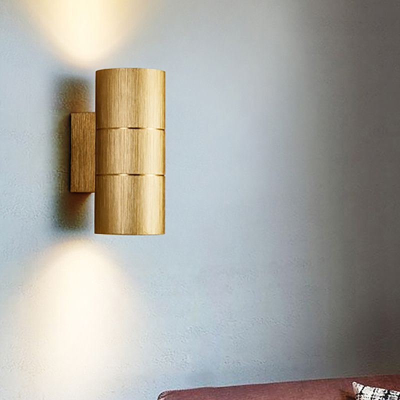 LED TUBULAIRE LE MUR DE MUR DE UPERSEMENT