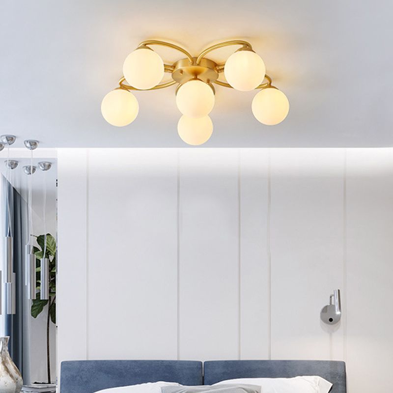 Orb Bedroom Semi Flush Light Opal Verre 6 Heads Modernisme Ligne de plafond Flush en or avec conception de fleurs