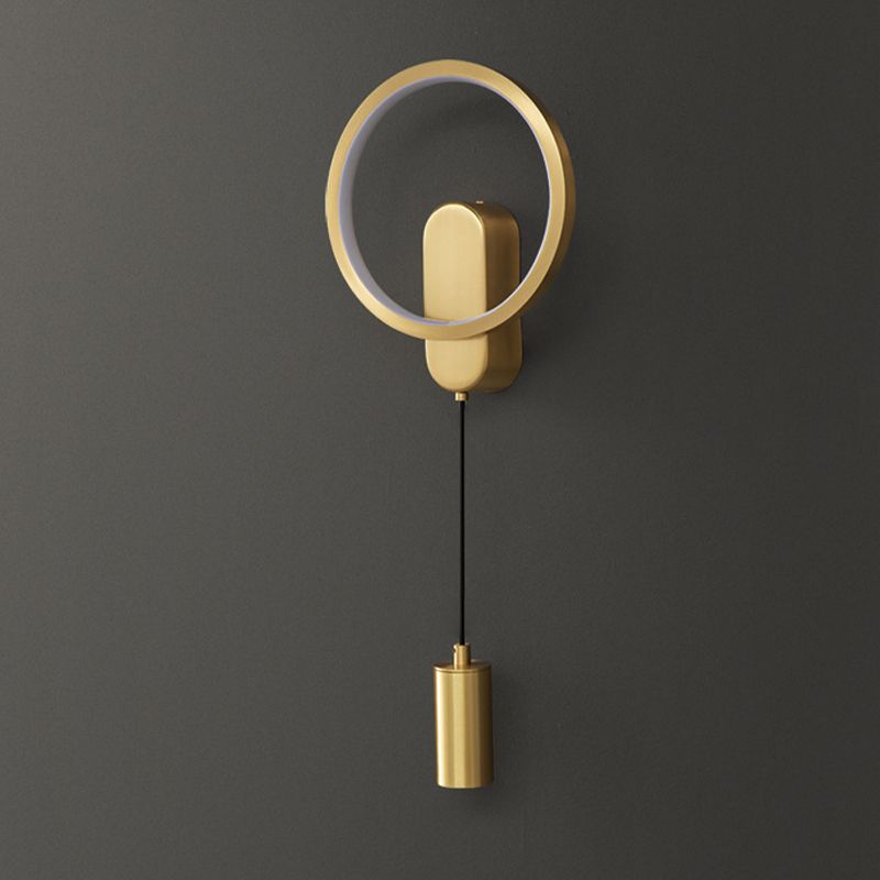 Contemporary 2-Light Wall Mounted Sconce Metal LED Wall Light in Black / Gold Finish