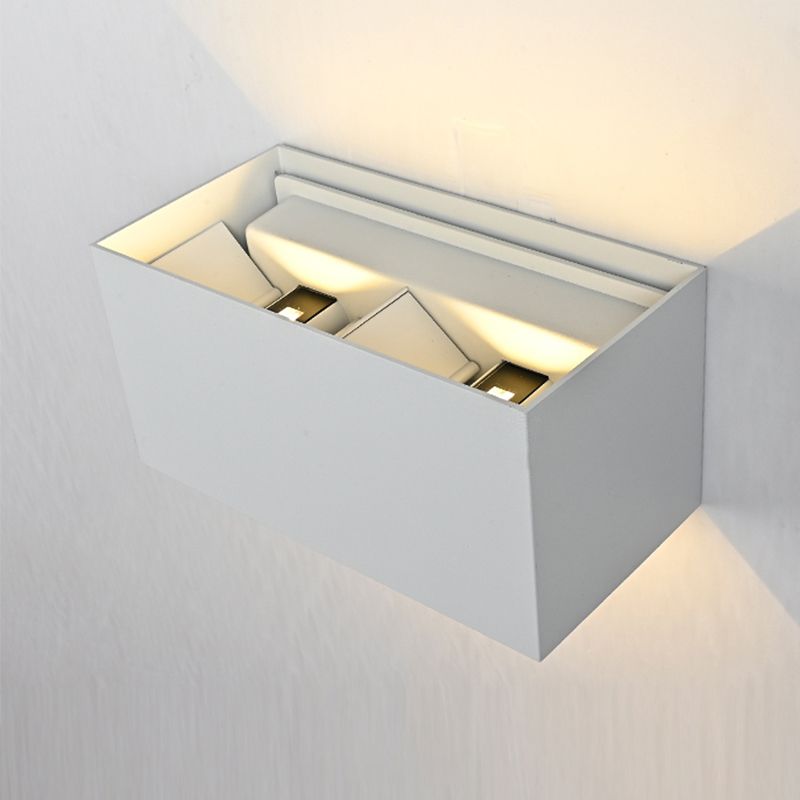 2 luces Ideas de iluminación de pared de metal de estilo de pared geométrico.