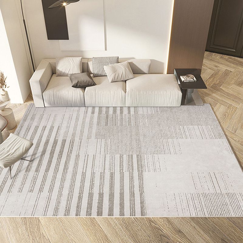 Light Grey Striped Carpet Polyester Casual Carpet Stain Resistant Carpet for Sitting Room