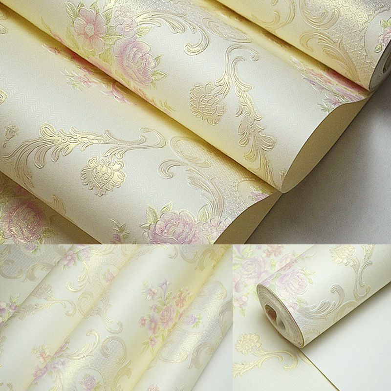 Country Style Floral Wallpaper Roll Soft Color Stain Resistant Wall Covering for Home