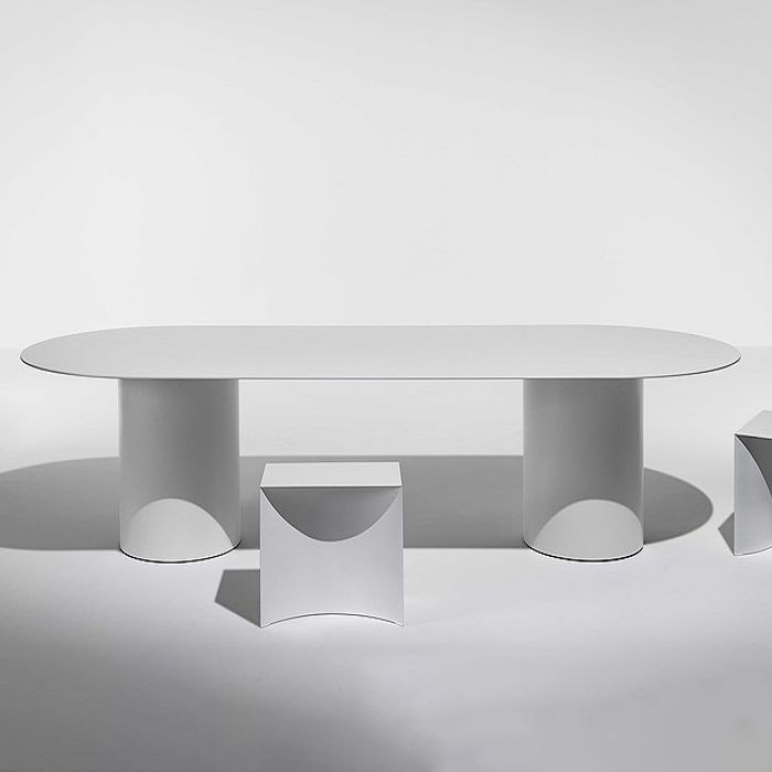Mesa de comedor de madera maciza ovalada Mesa de comedor moderna con base de pedestal doble