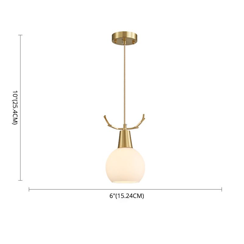 Messing gewei, lampje Noordse stijl metaalhangend licht met koepel melkglas tint