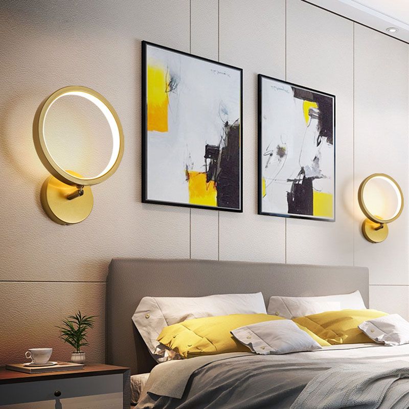 Geometrical Wall Mounted Lighting Modern Style Metal LED Wall Light Sconce for Bedroom