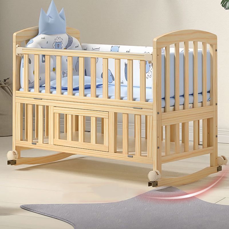 Wooden Solid Color Baby Crib Traditional Animal Print Nursery Bed