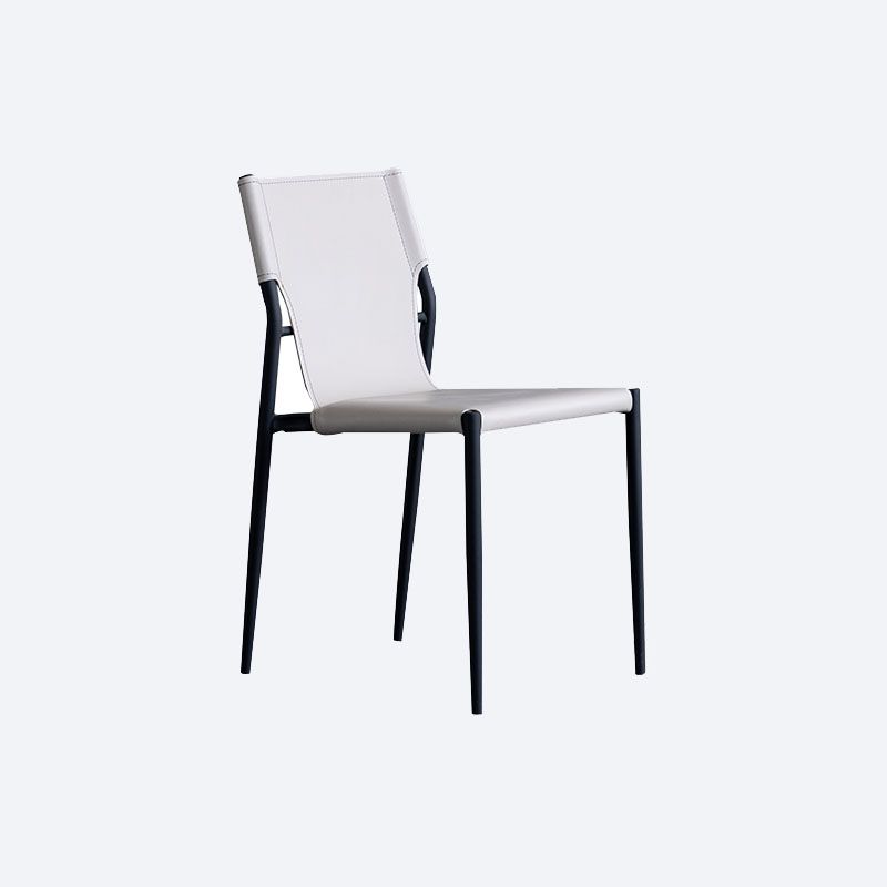 Accueil Chaises de salle à manger sans accoudoirs Chaises d'appoint en cuir avec pieds en métal (Ensemble de 2)