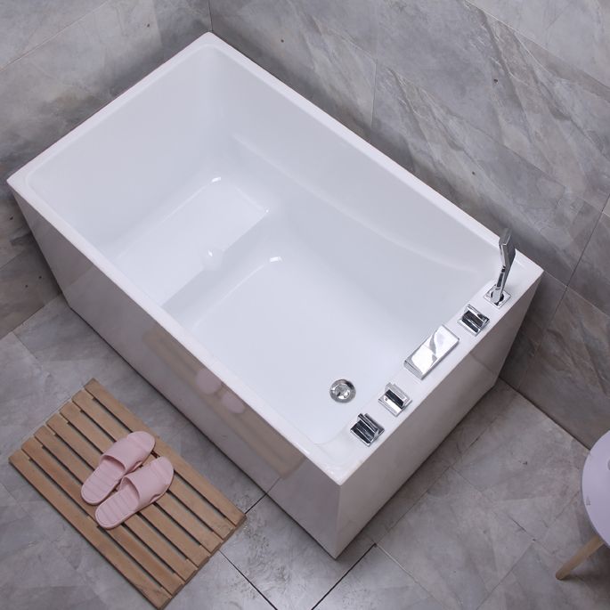Contemporary White Acrylic Bathtub Rectangular Soaking Tub for Home
