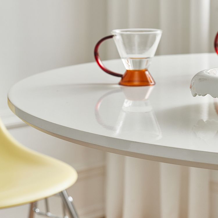 Table à manger de style moderne table à manger ronde avec base en métal pour usage domestique