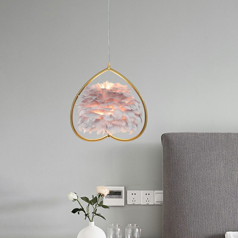 Metallic Heart Suspension Lighting Hedendaags single gouden hanger plafondlicht met decoratieve veer