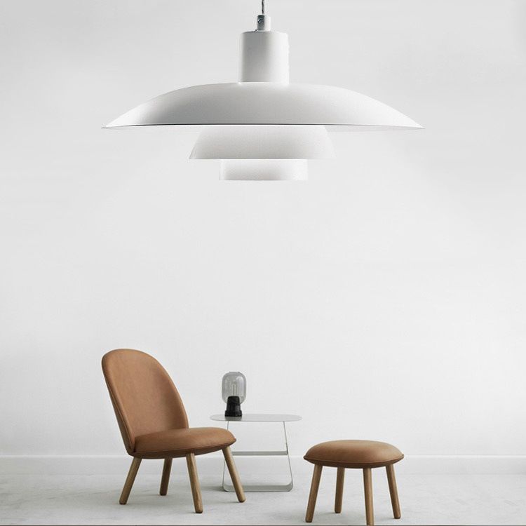 Simplicidad contemporánea Folletos de techo de granja con sombra metálica