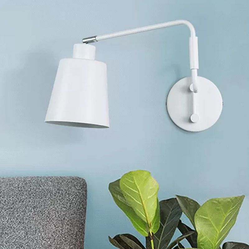 Lámpara de pared de trompeta blanca modernismo 1 lámpara de apliques de metal bulbo con brazo oscilante